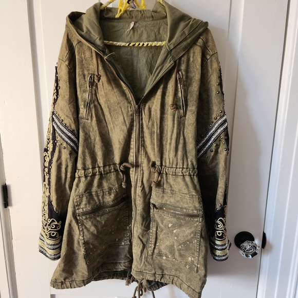 Golden Quills jacket - Picture 2 of 6